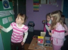 2007-2008-kl-i-teczowa-zabawa-w-poczte-liczymy-monety-i-banknoty-22