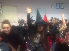 wp_20191031_13_21_10_pro-003