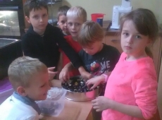 71284114_466908647234910_8885346286614609920_n-001