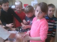 72199087_537196570381107_8914669415618838528_n-005