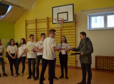 przez_mikrofon_do_zemsty_007