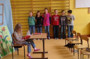 Angielskie przedstawienia klas drugich