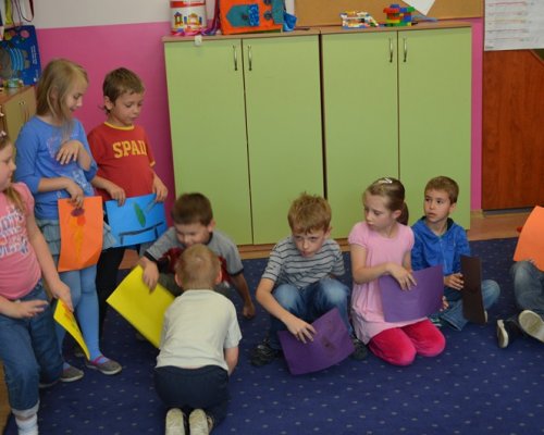 Miniprzedstawienia klas pierwszych Miniprzedstawienia klas pierwszych