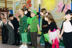 XIII MIĘDZYSZKOLNY PRZEGLĄD MAŁYCH FORM SCENICZNYCH MIASTA OLSZTYNA 2013 autor zdj. Renata Orlińska