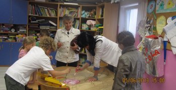 Rodzice dzieciom- kwiaty dla  pociech