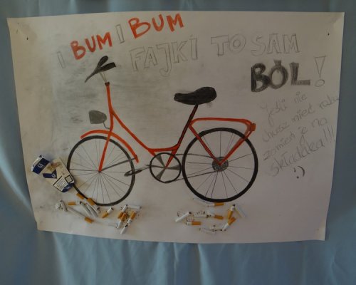 „Kto ma bardzo słaby gust robi popielniczkę z ust”