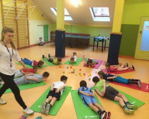 Gimnastyka korekcyjna 101 Gimnastyka korekcyjna 101