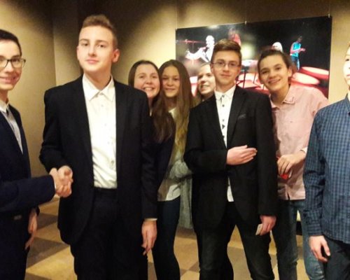 Z wizytą w teatrze Z wizytą w teatrze