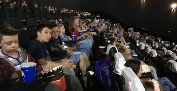 Bezpieczne wakacje z Kinem Helios