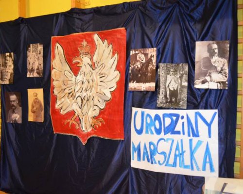 Międzyszkolny Konkurs Plastyczny o Twórcy Niepodległej „Kartka Z Marszałkiem” – gala z okazji urodzin Józefa Piłsudskiego