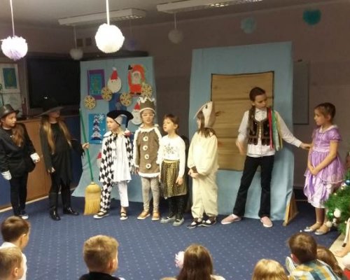 “Co się raz wydarzyło – czyli o zabawkach z choinki”