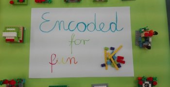 Chabry zakodowały logo projektu “ENCODED FOR FUN”