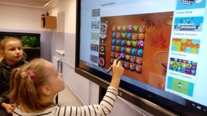 Interaktywne gry w październiku