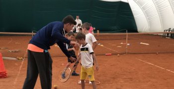 (Polski) Bezpłatne lekcje tenisa ziemnego