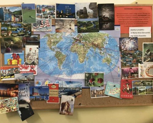 30 pocztówek na 30-lecie szkoły w ramach projektu Postcrossing! 30 pocztówek na 30-lecie szkoły w ramach projektu Postcrossing!