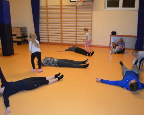 (Polski) Zajęcia z Ruchu Rozwijającego