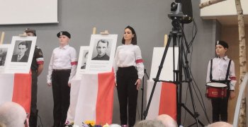 (Polski) Uroczystość ku czci Żołnierzy Wyklętych