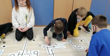 Wiosenne kwiaty- trasa dla OZOBOTÓW