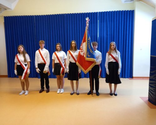 (Polski) Przekazanie sztandaru