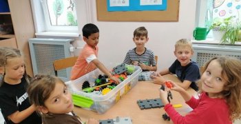 KORBO BLOCKS EDU Pomyśl, zbuduj, zakręć kołami zębatymi