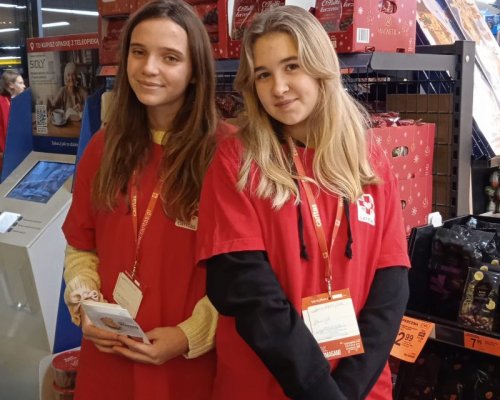 Tak. Pomagam! Tak. Pomagam!