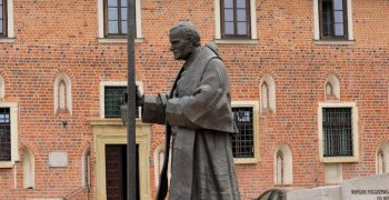 (Polski) Dzień papieski