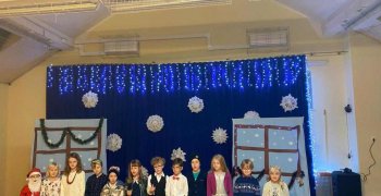 (Polski) Występ świąteczny- I perłowa