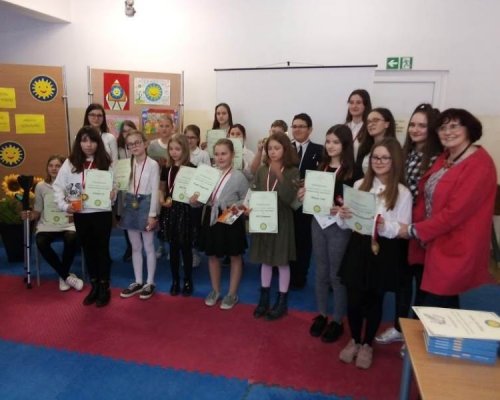 Międzyszkolny Konkurs Recytatorski „Twórczość Kawalerów Orderu Uśmiechu” Międzyszkolny Konkurs Recytatorski „Twórczość Kawalerów Orderu Uśmiechu”